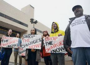 Protesters mark the 1,000th day of Charles' incarceration