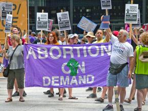 Protesters rally against Trump's attacks on abortion rights in Chicago